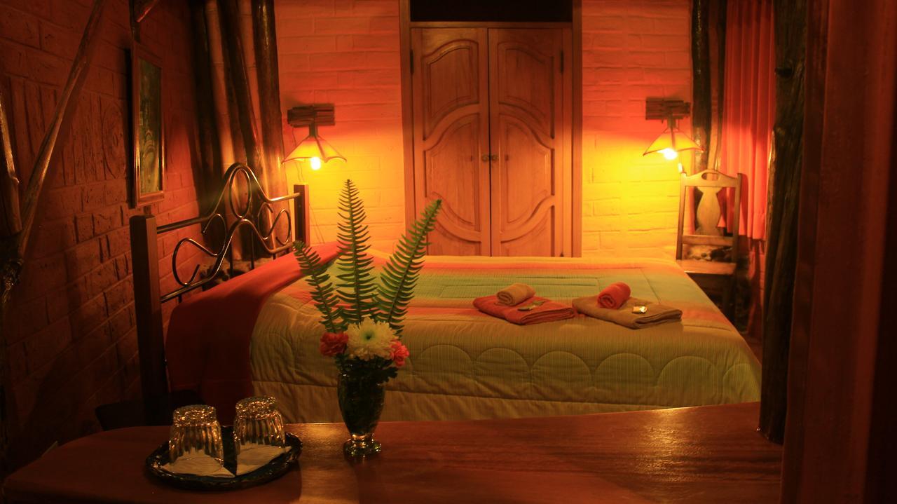 Finca Chamanapamba Guest House バーニョス エクステリア 写真