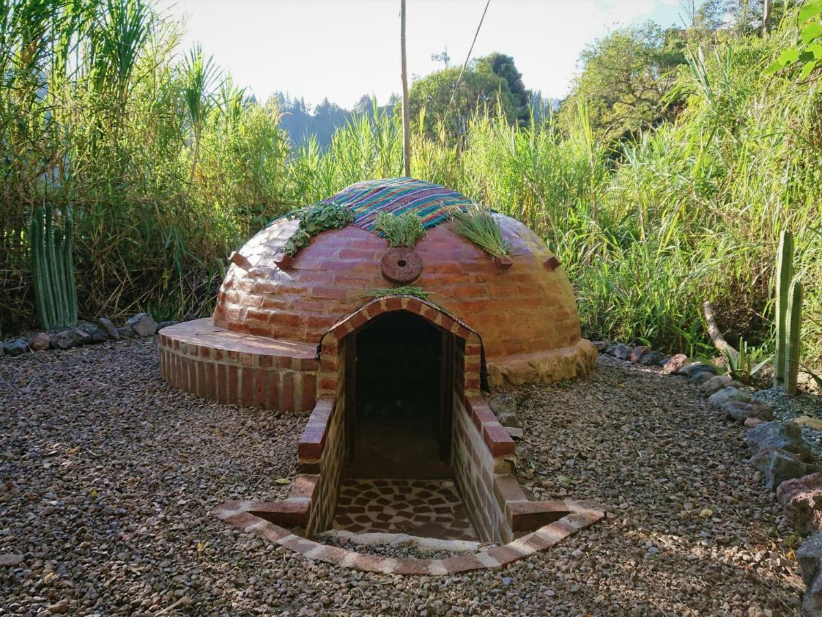 Finca Chamanapamba Guest House バーニョス エクステリア 写真